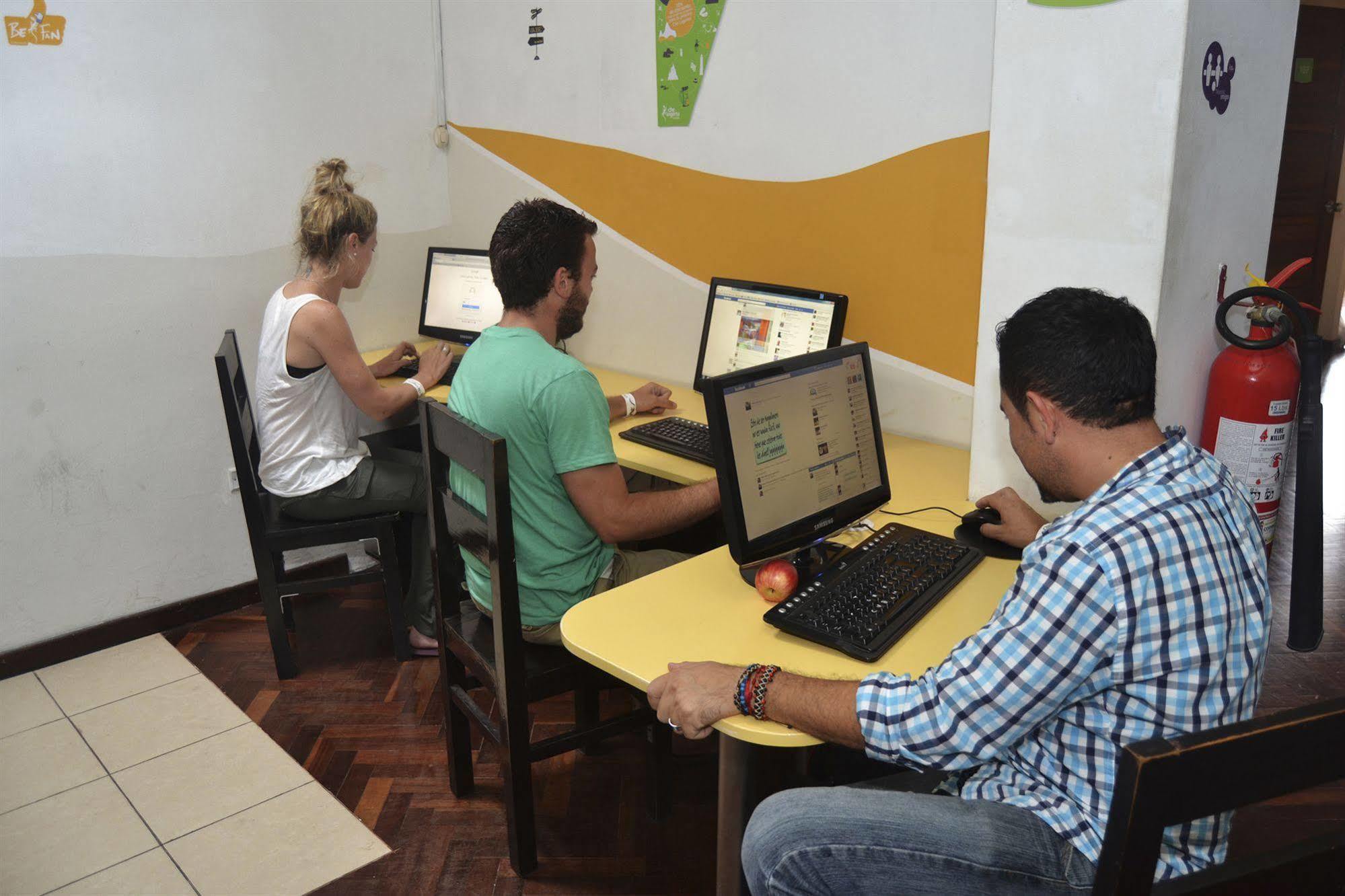 Che Lagarto Hostel Lima Eksteriør billede